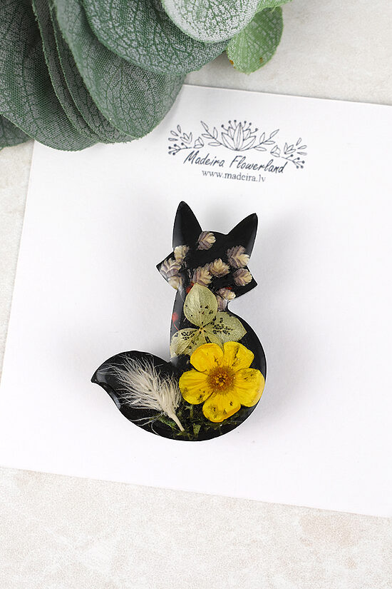 Fox brooch pin