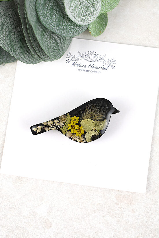 Brooch with bird