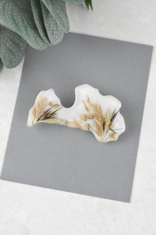 Natural flowers jewelry