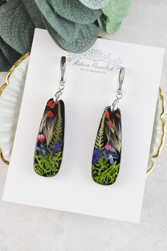 Gari melni auskari ar dabīgiem ziediem