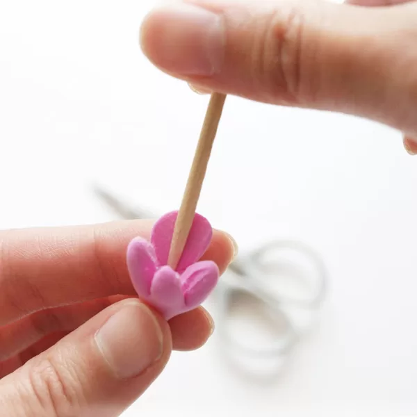 How to make small clay flower
